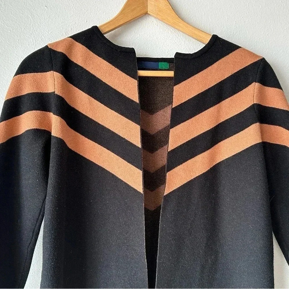 Ava Black & Tan Cardigan - Picture 9 of 9